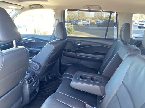 Used 2022 Honda Pilot Special Edition image 16