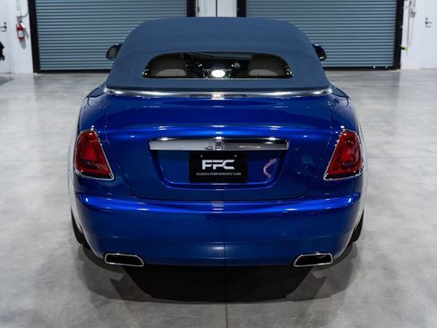 Used 2016 Rolls-Royce Dawn image 73