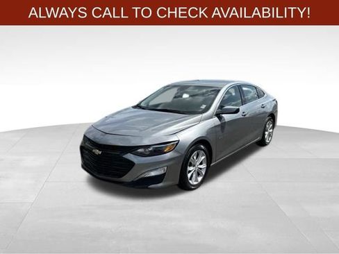 Used 2025 Chevrolet Malibu LT FWD image 3