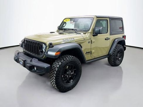 Used 2025 Jeep Wrangler Willys image 3