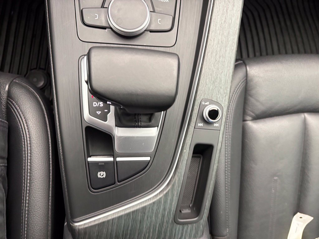 Used 2018 Audi A4 2.0T Premium Plus w/ Premium Plus Package AWD/4WD image 26