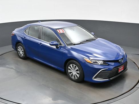 Used 2023 Toyota Camry LE FWD image 35