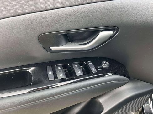 Certified 2023 Hyundai Tucson Limited image 17