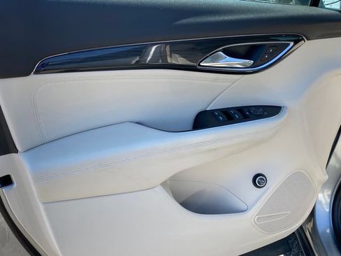 Certified 2023 Buick Envision Preferred AWD/4WD image 16