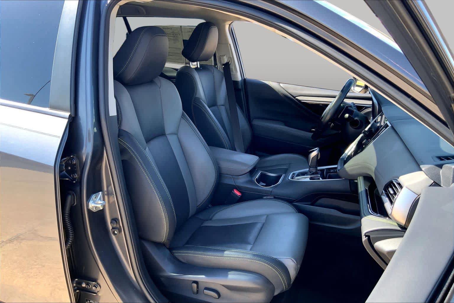 Used 2024 Subaru Outback Onyx Edition XT AWD/4WD image 9