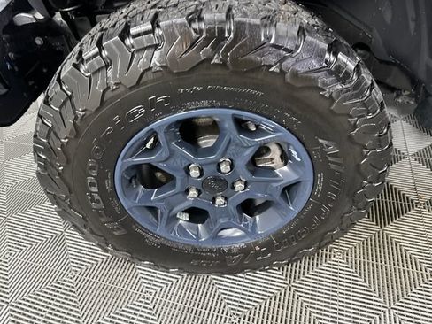 Used 2023 Jeep Wrangler Unlimited Rubicon 4xe AWD/4WD image 29