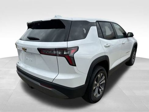 New 2025 Chevrolet Equinox LT w/ Safety and Technology Package image 6