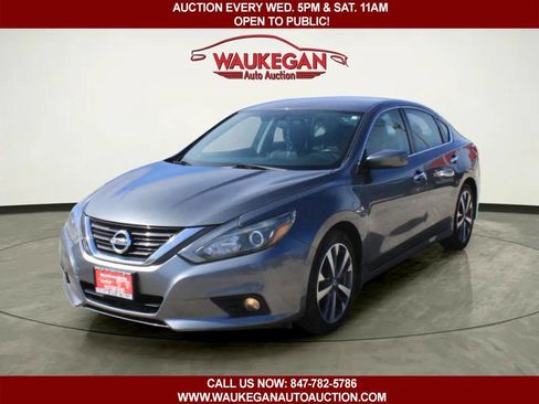 Used 2017 Nissan Altima 2.5 SR image 1
