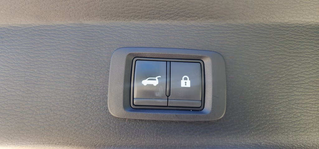 Used 2024 Mitsubishi Outlander SE Black Edition FWD image 21