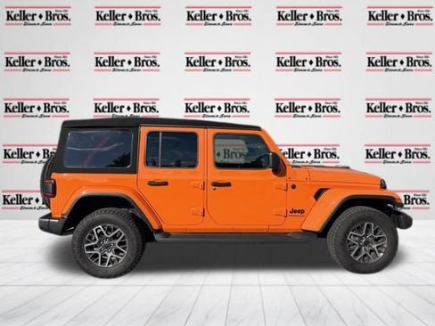 Certified 2025 Jeep Wrangler Unlimited Sahara AWD/4WD image 8