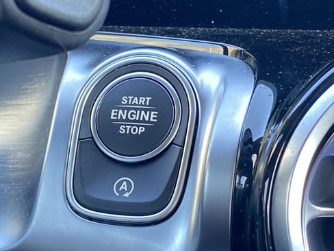 Used 2026 Mercedes-Benz GLB 250 image 14