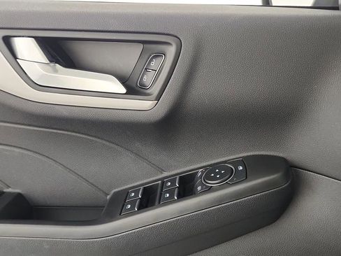 Used 2022 Ford Escape SEL image 15