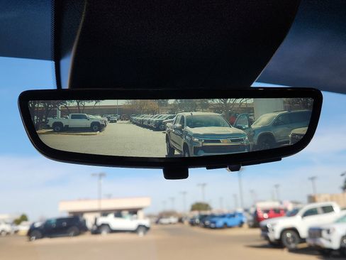 Used 2024 Chevrolet Silverado 1500 High Country w/ High Country Premium Package image 19