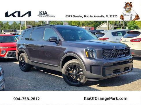 Used 2025 Kia Telluride AWD image 1