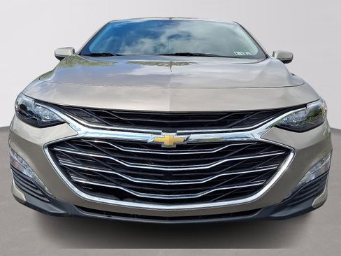 Used 2023 Chevrolet Malibu LT w/ Driver Confidence Package FWD image 2