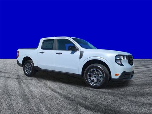 New 2026 Ford Maverick XLT w/ XLT Luxury Package image 2