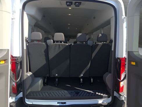 Used 2025 Ford Transit 350 XLT image 10