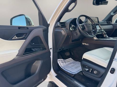 Used 2023 Lexus LX 600 4WD w/ Accessory Package (Z1) image 19