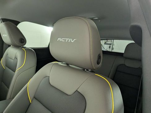Used 2026 Chevrolet Trax ACTIV w/ Driver Confidence Package FWD image 17