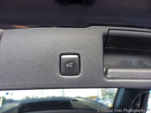 Used 2022 Ford Escape SEL FWD image 21