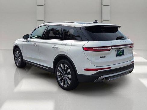 Used 2022 Lincoln Corsair Reserve w/ Equipment Group 201A FWD image 3
