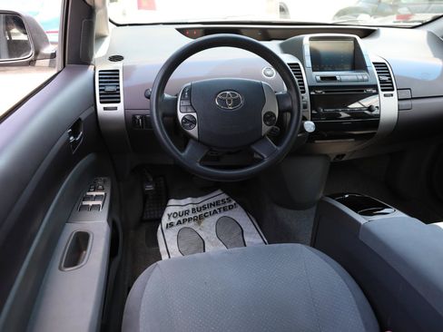 Used 2005 Toyota Prius FWD image 14