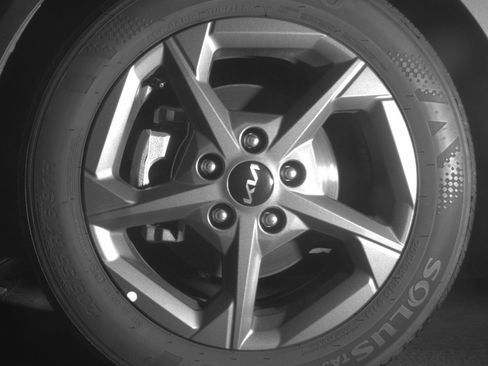 Used 2025 Kia K4 LXS image 12