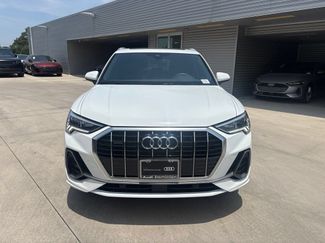 Certified 2025 Audi Q3 2.0T Premium w/ Convenience Package AWD/4WD video 2
