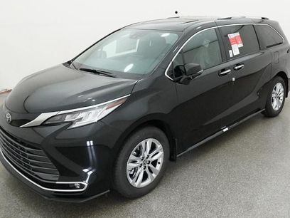 New 2026 Toyota Sienna Limited