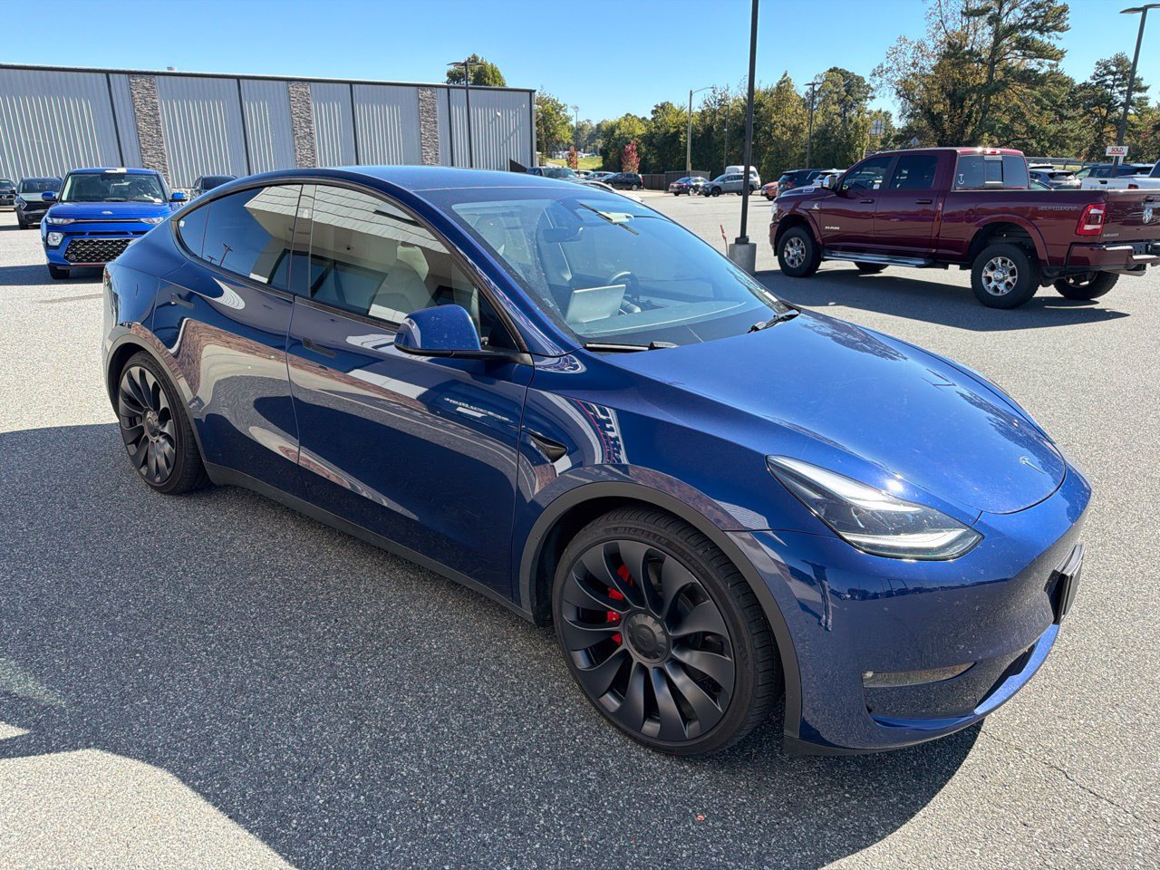 Used 2024 Tesla Model Y Performance AWD/4WD image 8