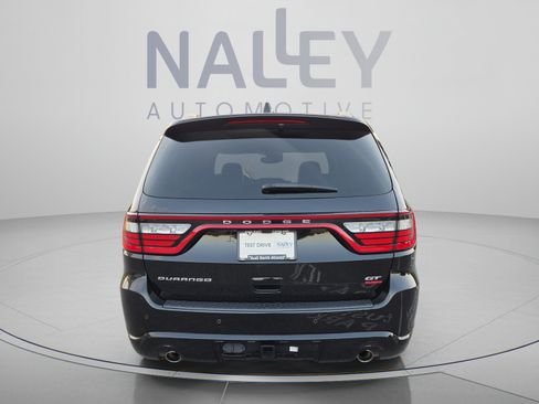 Used 2023 Dodge Durango GT RWD image 4