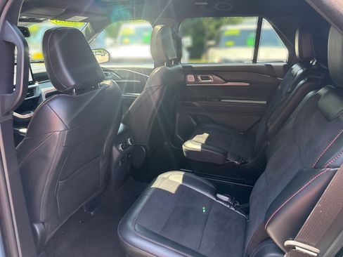 Used 2025 Ford Explorer ST w/ Sun And Sound Package AWD/4WD image 12
