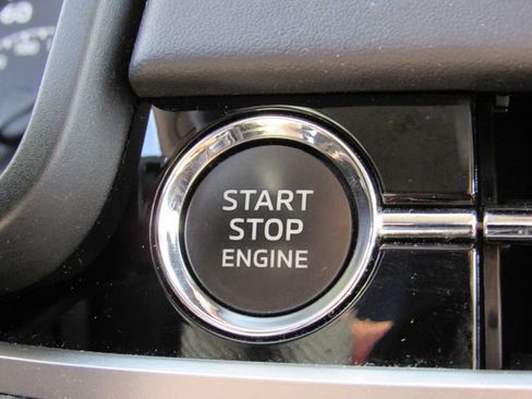 Used 2023 Mitsubishi Outlander SE FWD image 26
