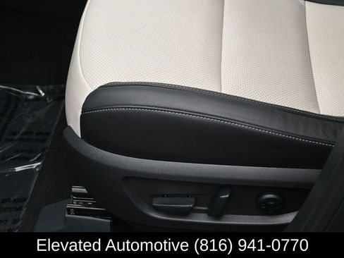 Used 2025 INFINITI QX55 Luxe w/ Cargo Package image 17