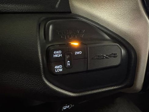 Used 2024 RAM 2500 Laramie AWD/4WD image 13