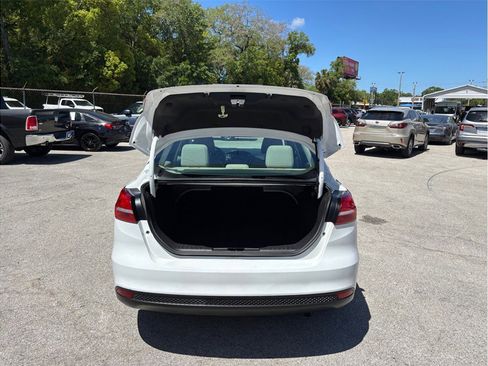 Used 2016 Ford Focus SE image 33