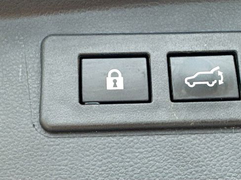 Used 2022 Subaru Outback Onyx Edition XT w/ Tech Package 2 image 35