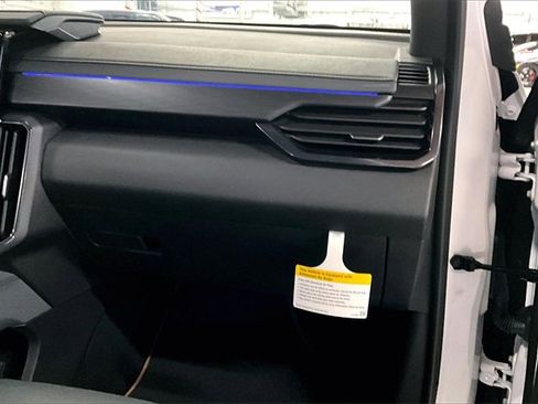 Used 2025 GMC Acadia AT4 image 26