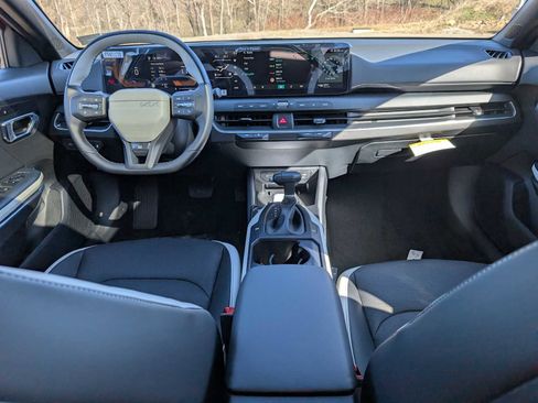 New 2026 Kia K4 GT-Line FWD image 11