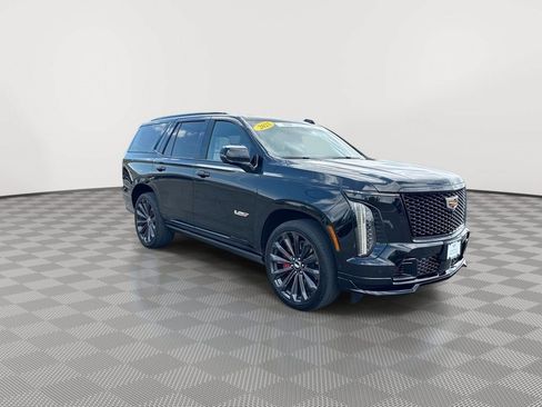 Certified 2025 Cadillac Escalade V AWD/4WD image 2