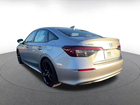 Used 2025 Honda Civic Sport image 11