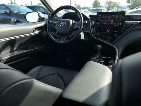 Used 2023 Toyota Camry SE image 26