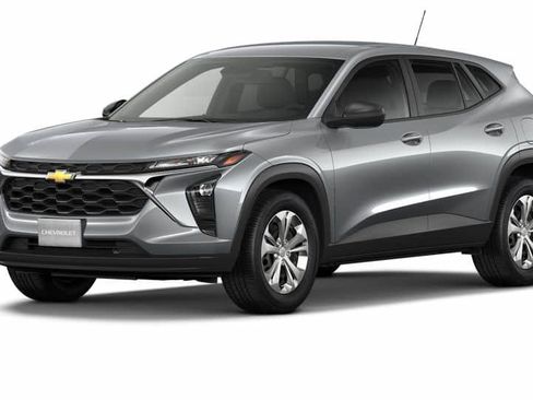 New 2026 Chevrolet Trax LS FWD image 2