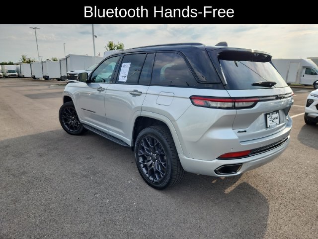 Used 2025 Jeep Grand Cherokee Summit AWD/4WD image 5