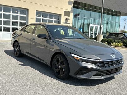 New 2026 Hyundai Elantra SEL Sport Premium w/ Cargo Package