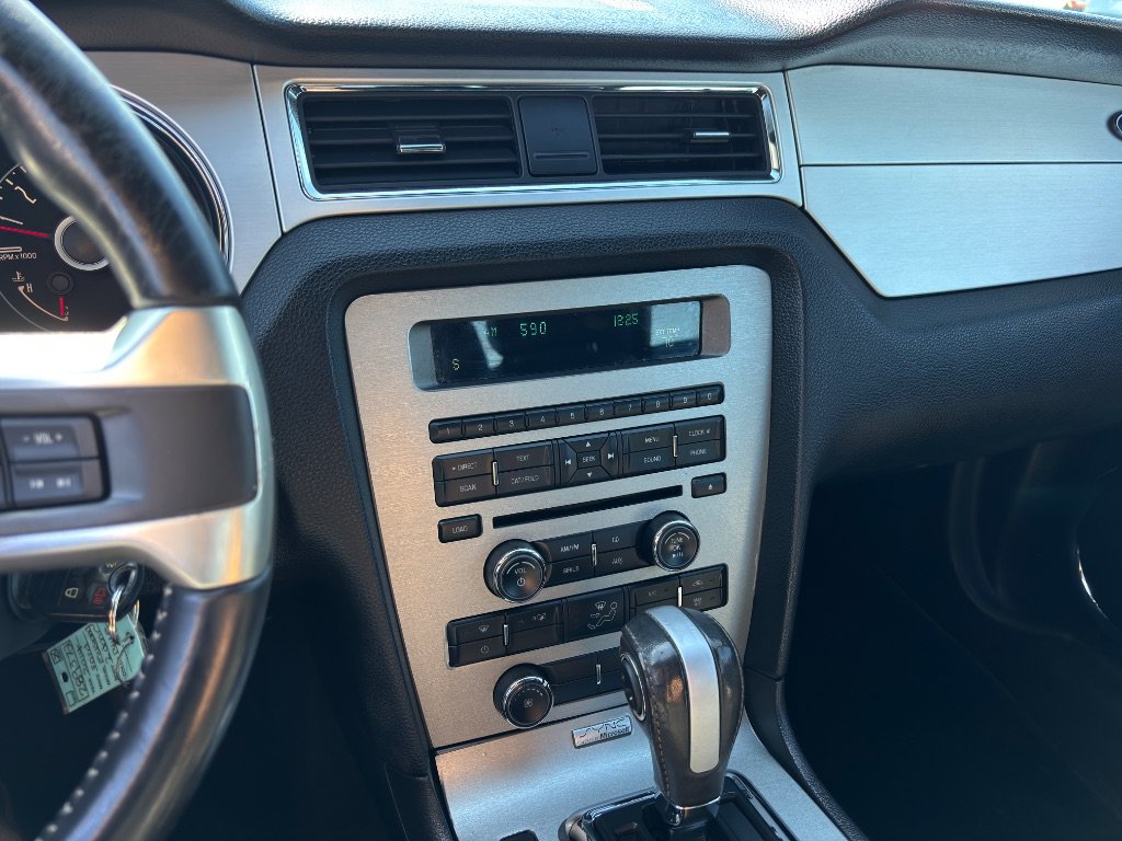 Used 2014 Ford Mustang Premium RWD image 14