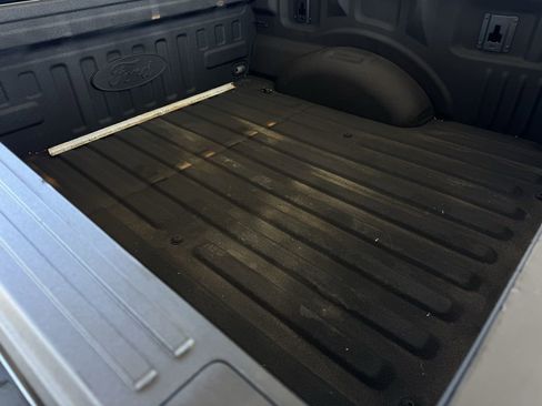 Used 2018 Ford F150 Raptor w/ Equipment Group 802A Luxury image 28