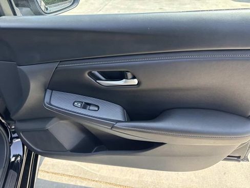 Used 2025 Nissan Sentra SV w/ Trunk Package FWD image 23
