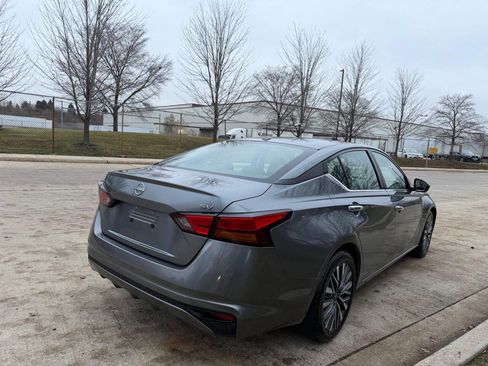 Used 2023 Nissan Altima 2.5 SV image 6