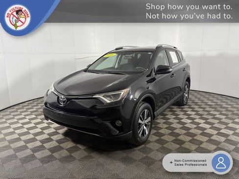 Used 2016 Toyota RAV4 XLE image 1